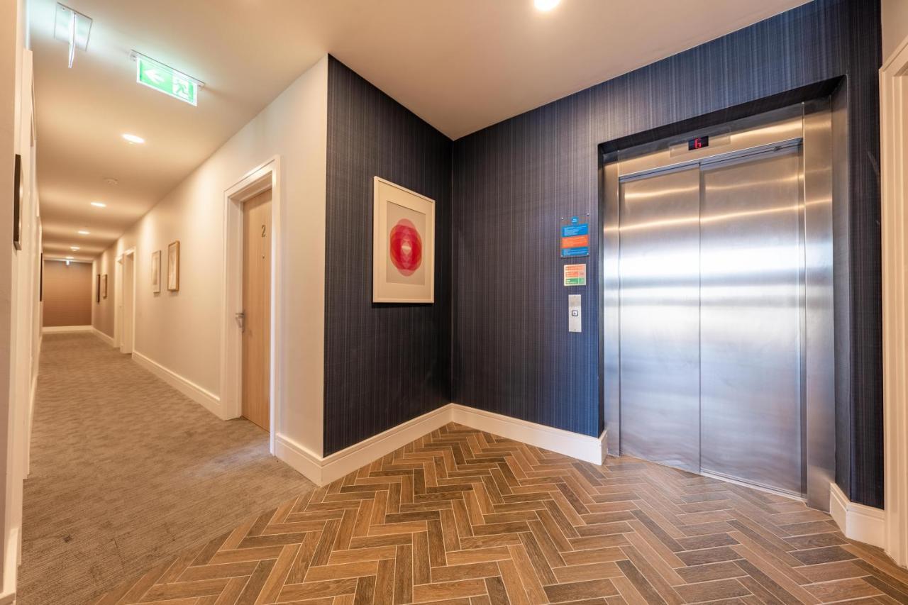 Cozy Apartments - Free Wifi And Parking Onsite Feltham ภายนอก รูปภาพ